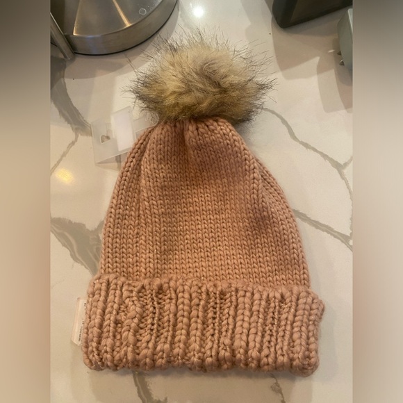 LAUREN CONRAD WINTER HAT - Picture 2 of 3